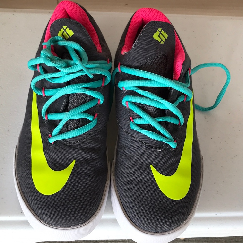 Girl KD shoes